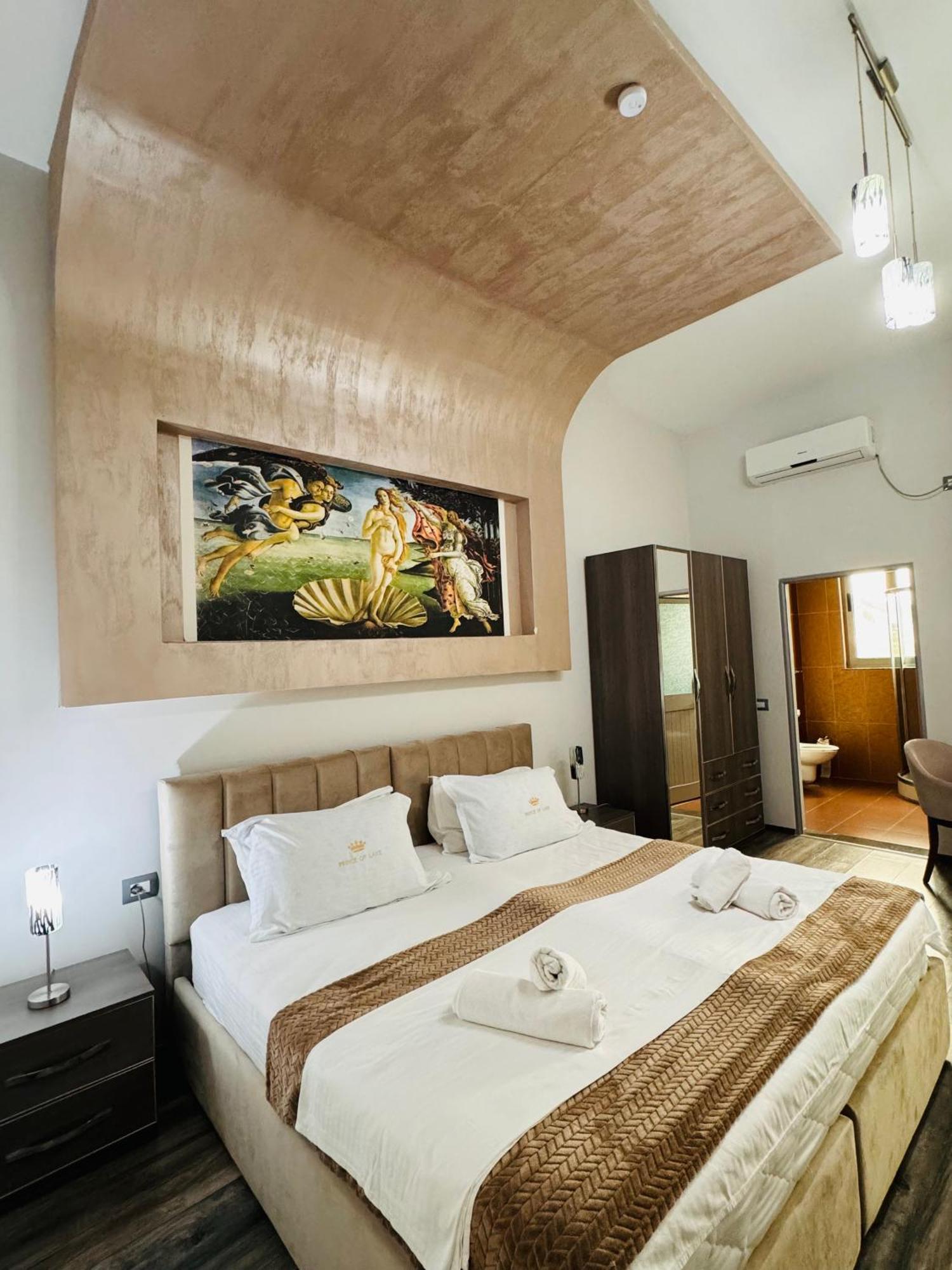 Prince Of Lake Hotel Шкодер Экстерьер фото